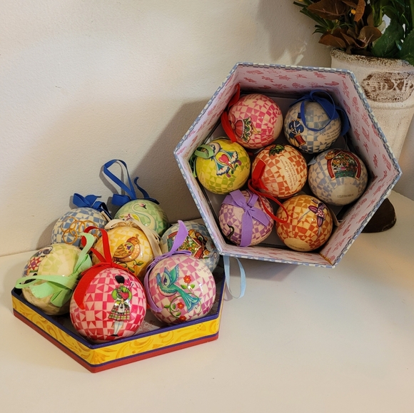 Vintage 2006 Jim Shore 12 Days of Christmas Ball Ornaments, set of 14 - Picture 4 of 7